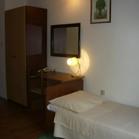 Hotel Tamaris 2*